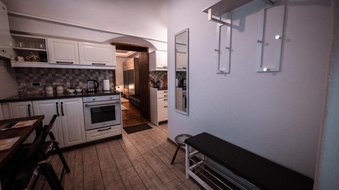Ferienwohnung La Garcon Brașov Exterior foto