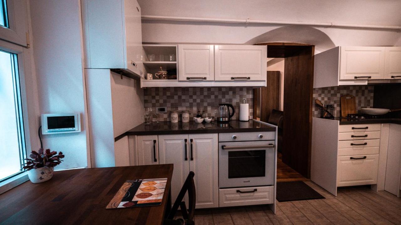 Ferienwohnung La Garcon Brașov Exterior foto